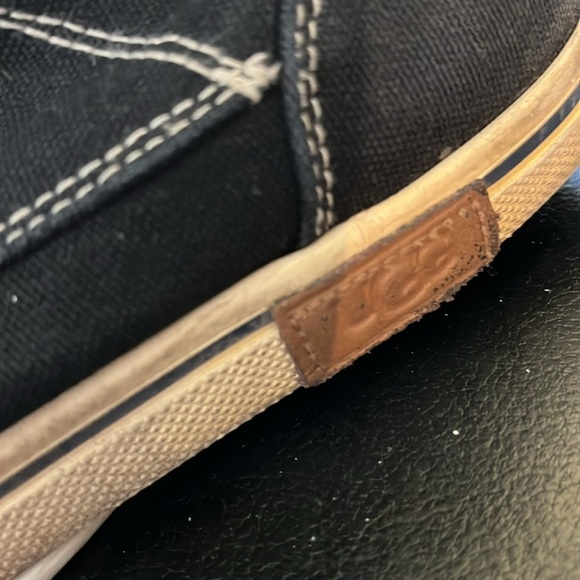 Uggs Kids Black and White High-Top Sneakers Size 4 Damian Canvas - Picture 3 of 6